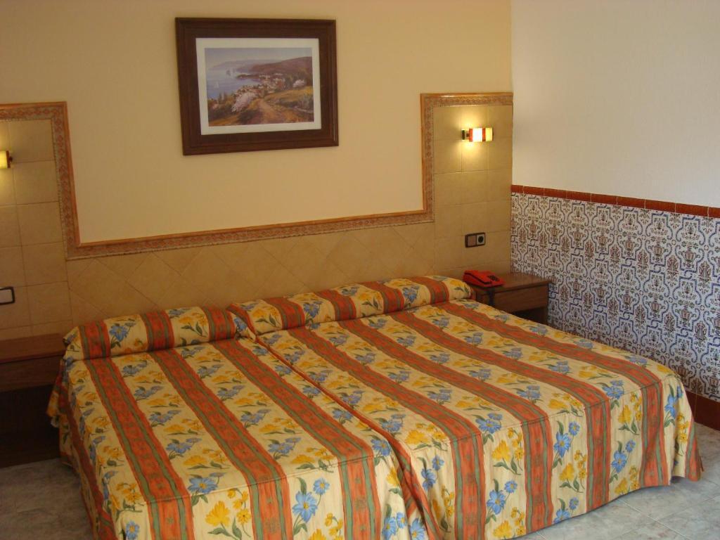 Hotel Univers Roses Cameră foto