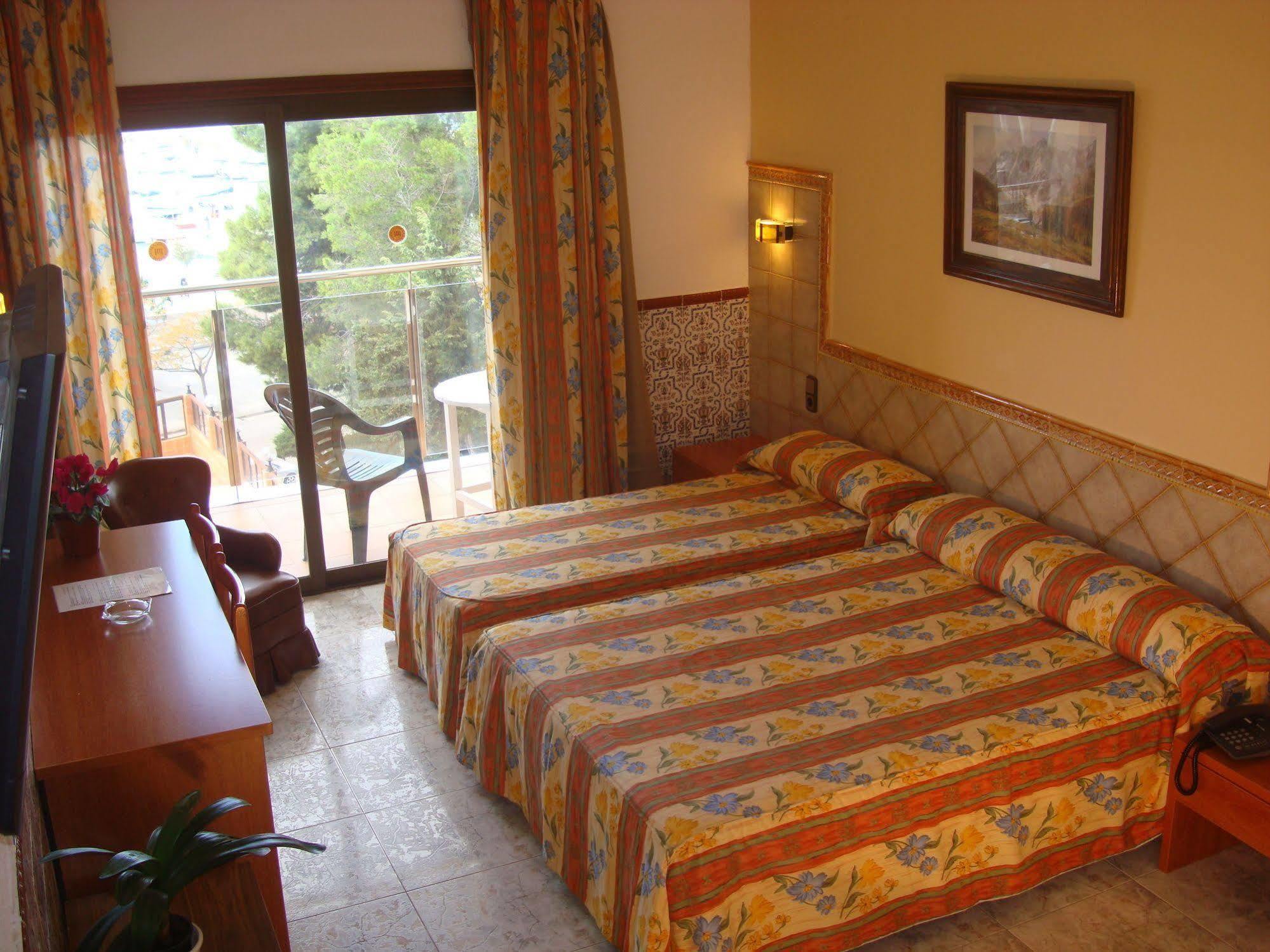 Hotel Univers Roses Exterior foto