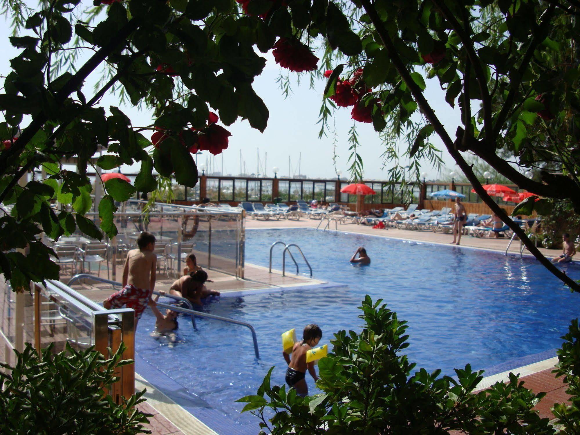 Hotel Univers Roses Exterior foto